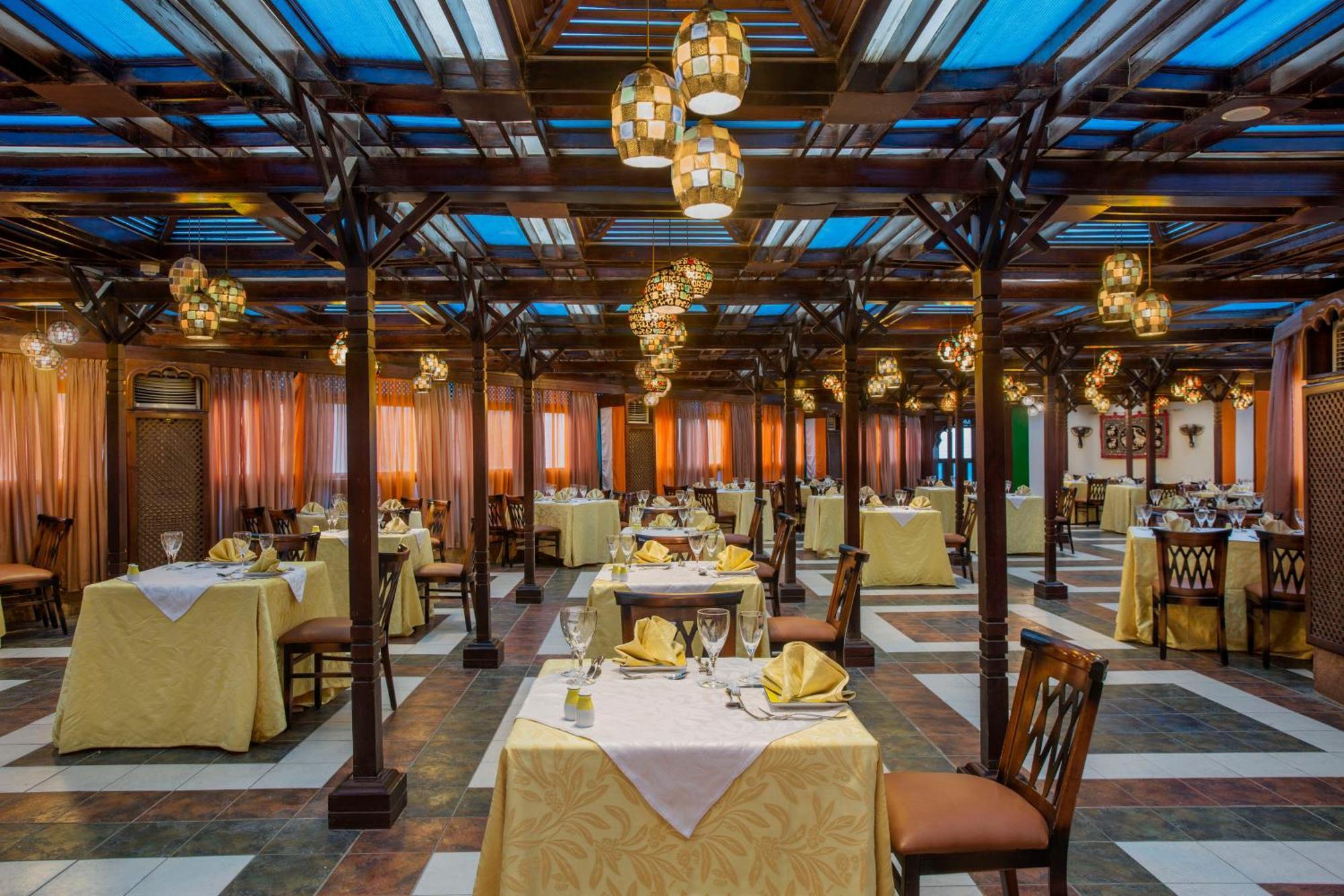 Sultan Gardens Resort Sharm El Sheikh Esterno foto The restaurant