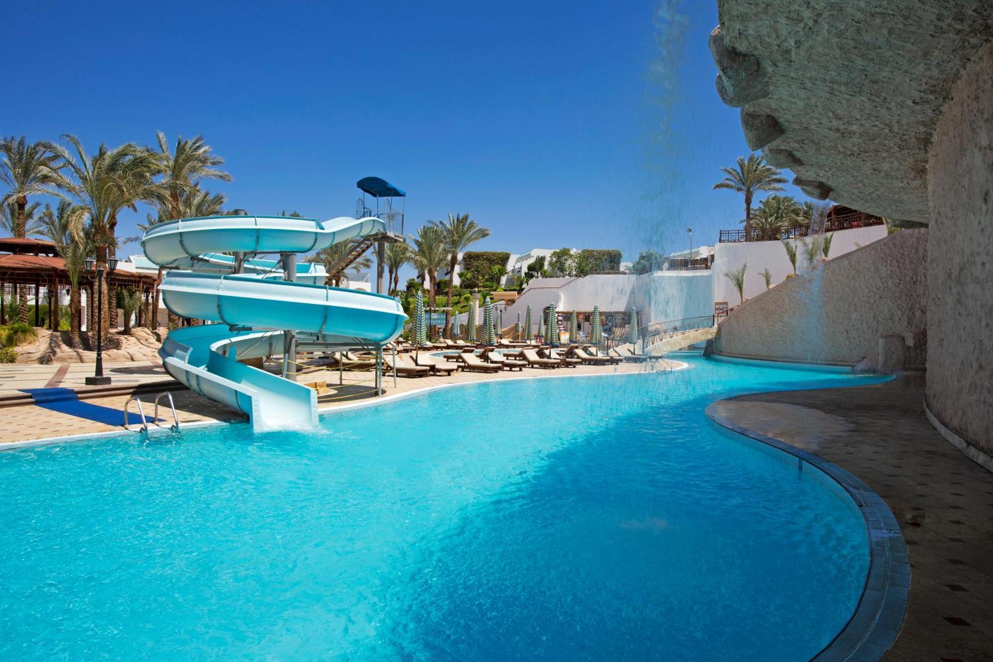 Sultan Gardens Resort Sharm El Sheikh Esterno foto The swimming pool at the Atlantis Paradise Island resort
