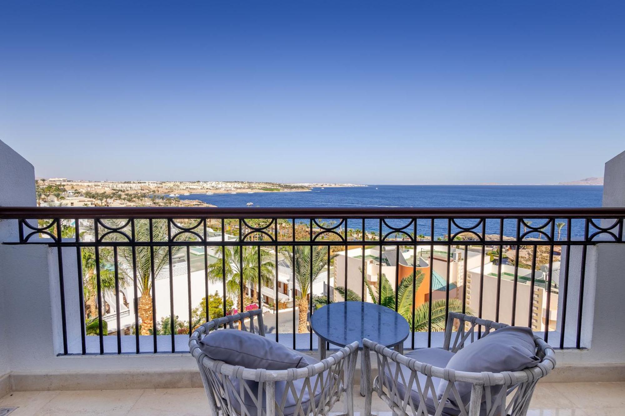 Sultan Gardens Resort Sharm El Sheikh Esterno foto View from the balcony of a suite at the Grand Hotel