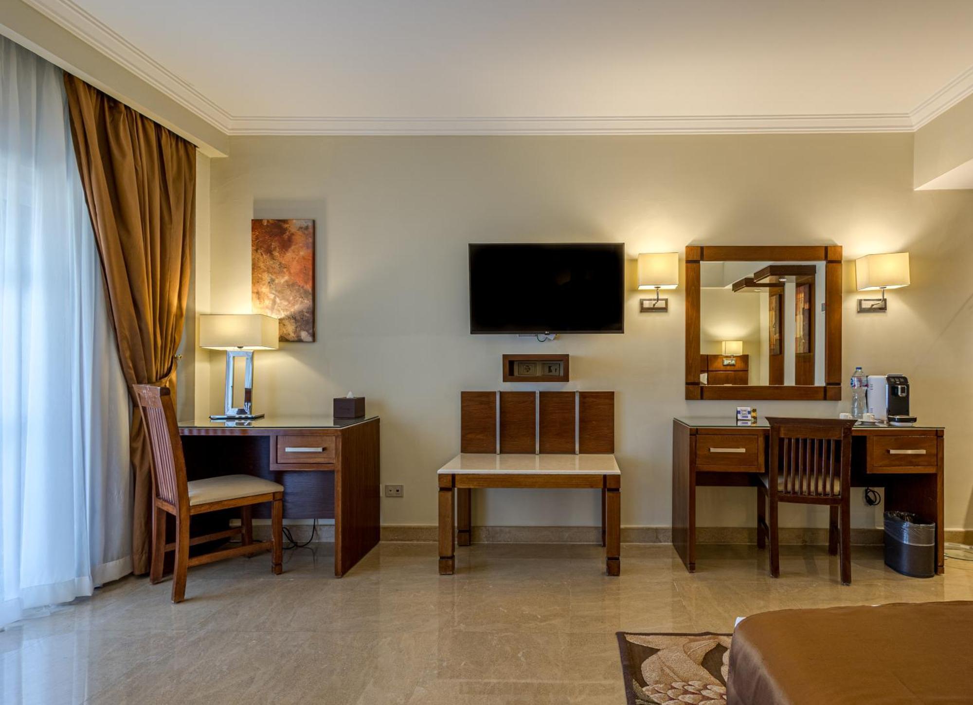 Sultan Gardens Resort Sharm El Sheikh Esterno foto A room at the hotel