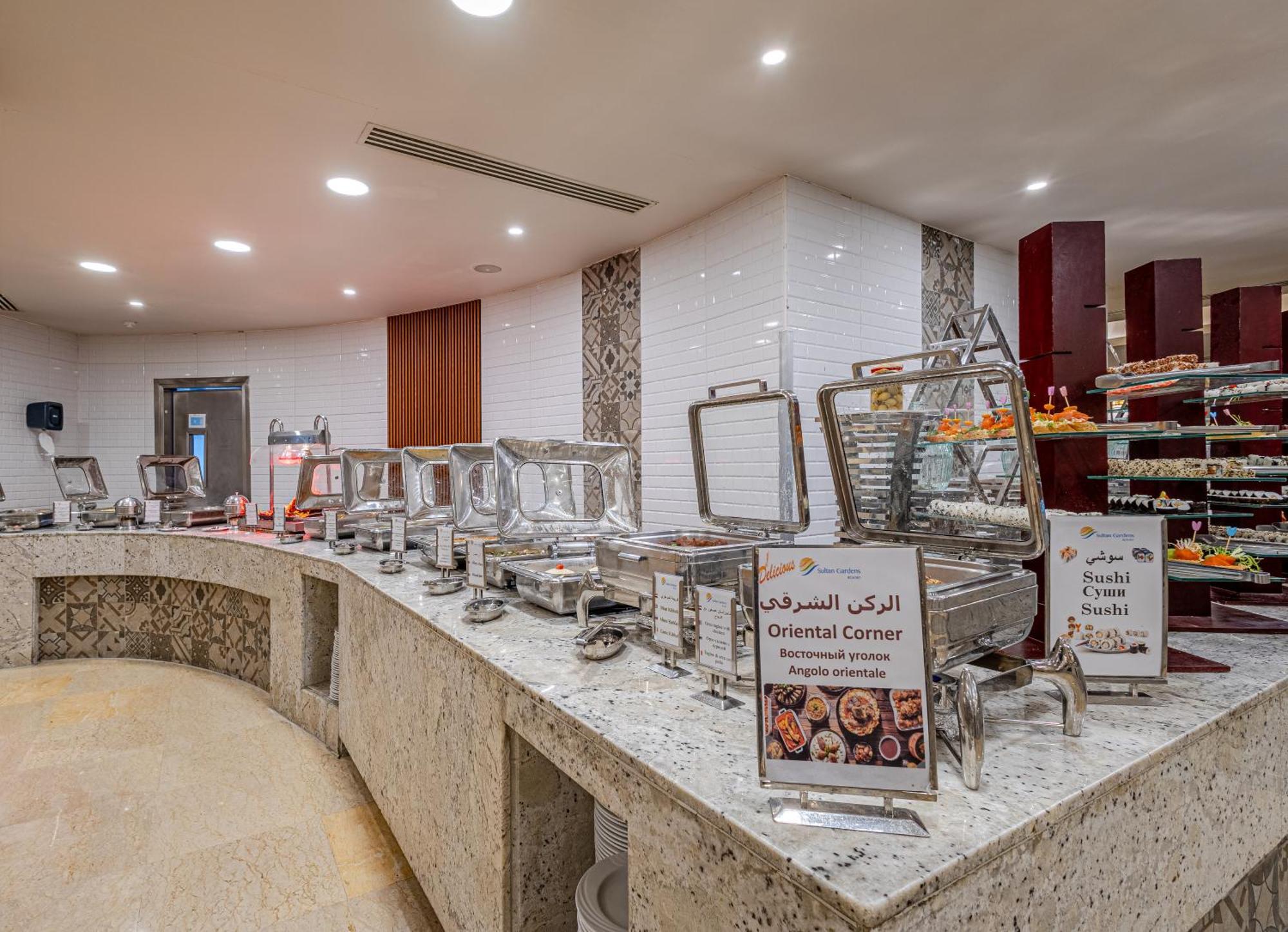 Sultan Gardens Resort Sharm El Sheikh Esterno foto Buffet at a hotel